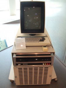 Xerox_Alto_mit_Rechner